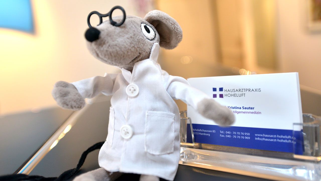 Empfang der Hausarztpraxis Hoheluft von Dr. med. Kristina Sauter