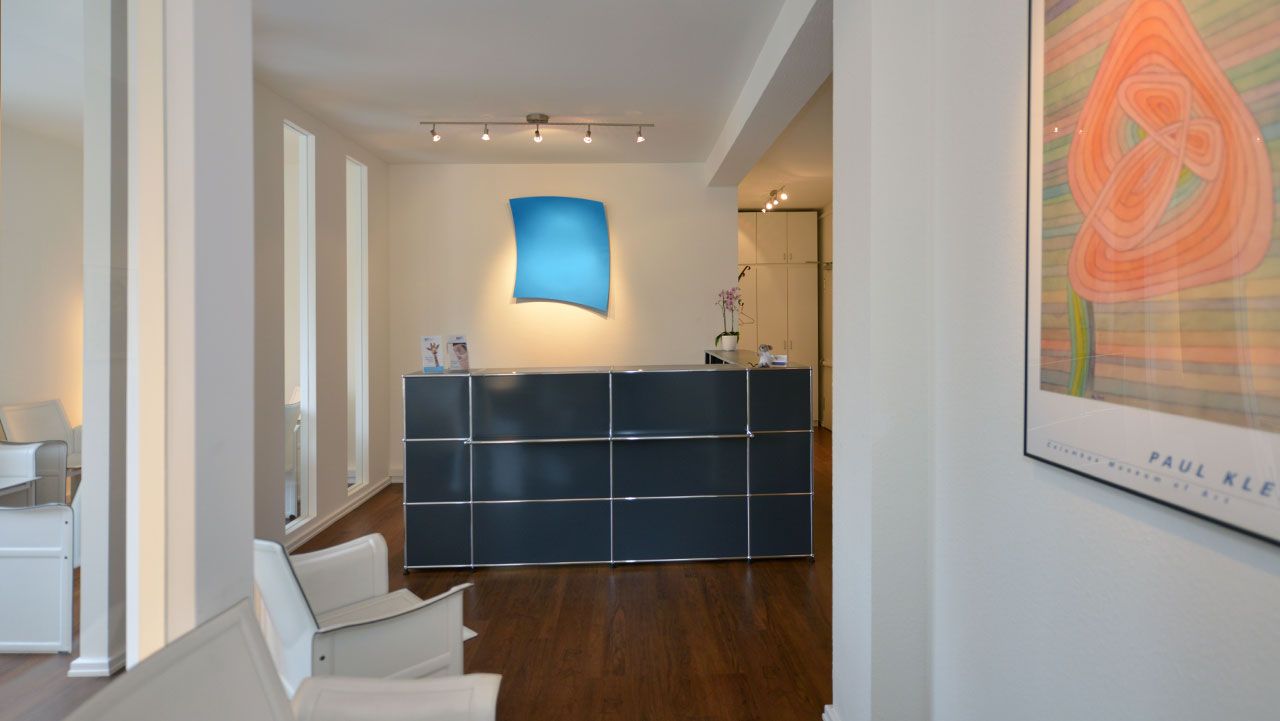 Empfang der Hausarztpraxis Hoheluft von Dr. med. Kristina Sauter